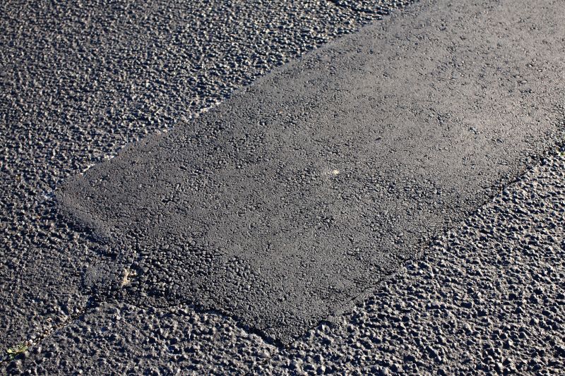 Asphalt Cracks Repair in Temecula, CA
